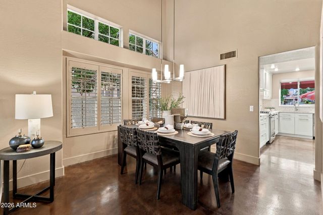 2094 W PENINSULA Circle, Chandler, AZ 85248