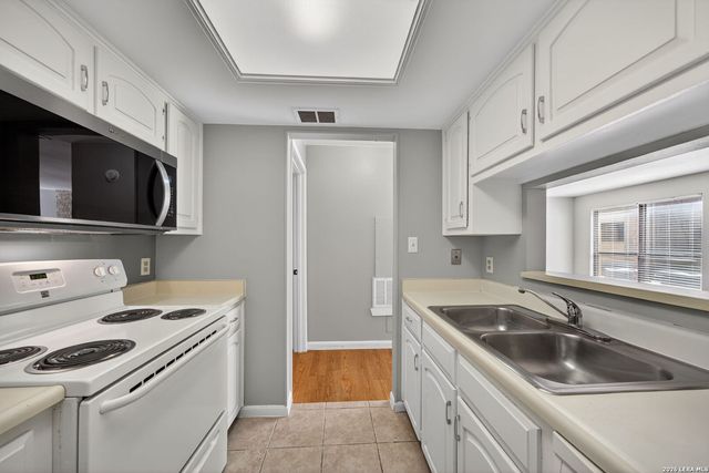 11843 Braesview Apt 2311, San Antonio, TX 78213