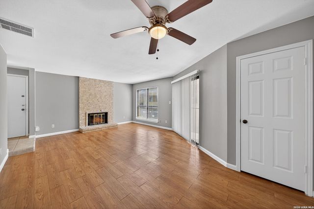 11843 Braesview Apt 2311, San Antonio, TX 78213