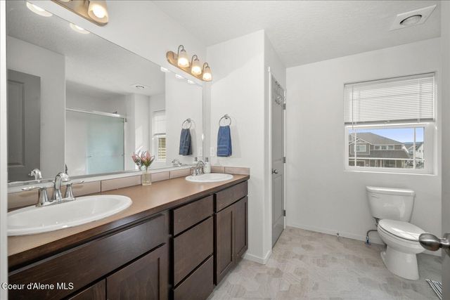 1496 N Minam Loop, Post Falls, ID 83854