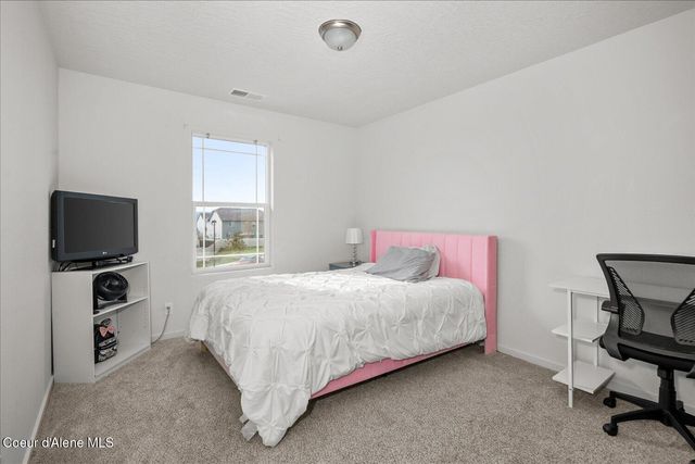 1496 N Minam Loop, Post Falls, ID 83854