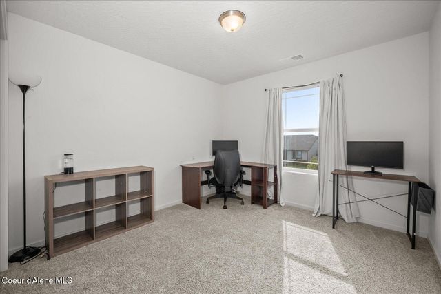 1496 N Minam Loop, Post Falls, ID 83854
