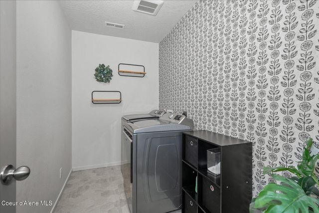1496 N Minam Loop, Post Falls, ID 83854