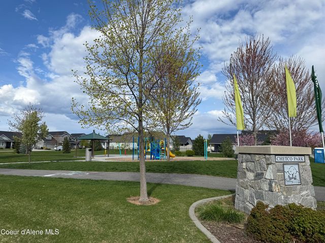 1496 N Minam Loop, Post Falls, ID 83854