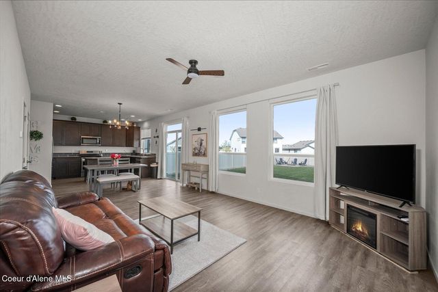 1496 N Minam Loop, Post Falls, ID 83854