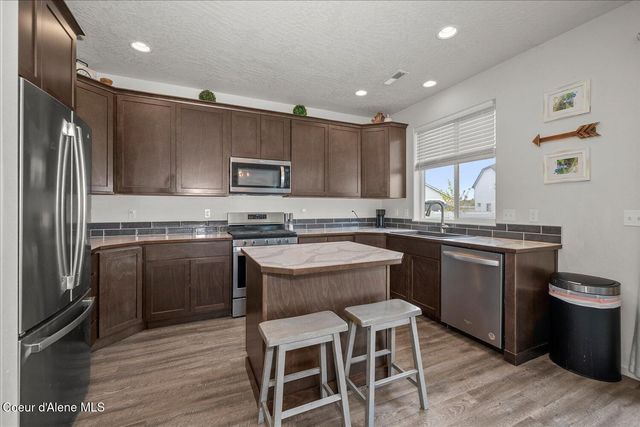 1496 N Minam Loop, Post Falls, ID 83854