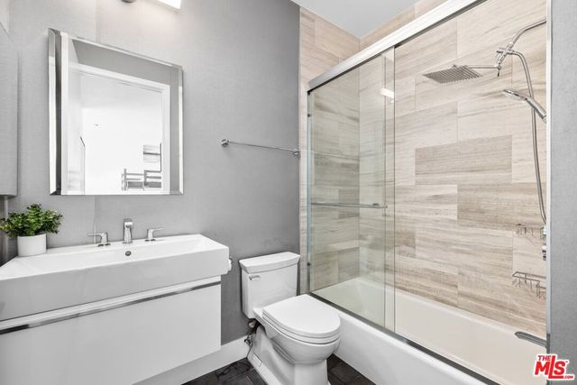 32 Galleon Street, Marina Del Rey, CA 90292