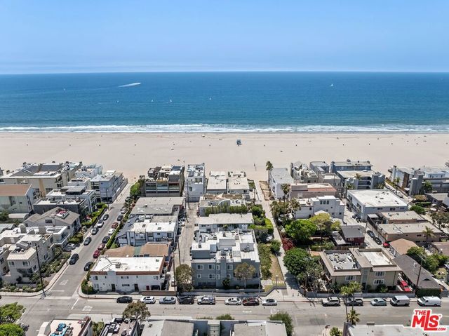 32 Galleon Street, Marina Del Rey, CA 90292