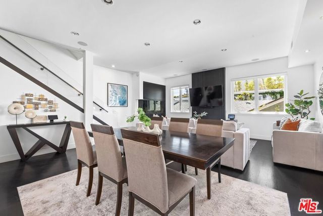 32 Galleon Street, Marina Del Rey, CA 90292