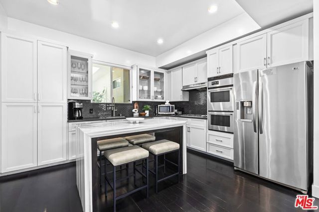 32 Galleon Street, Marina Del Rey, CA 90292