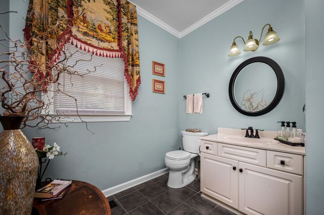1310 White Oak Ln, Murfreesboro, TN 37130