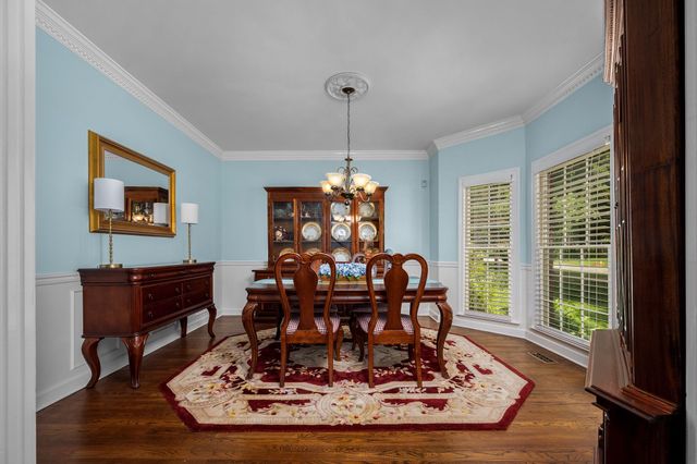 1310 White Oak Ln, Murfreesboro, TN 37130