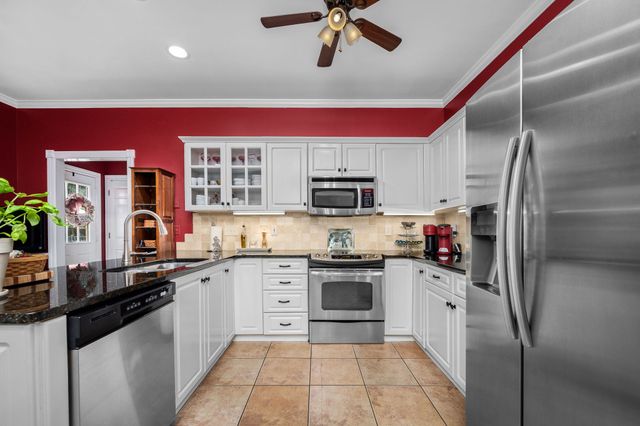 1310 White Oak Ln, Murfreesboro, TN 37130