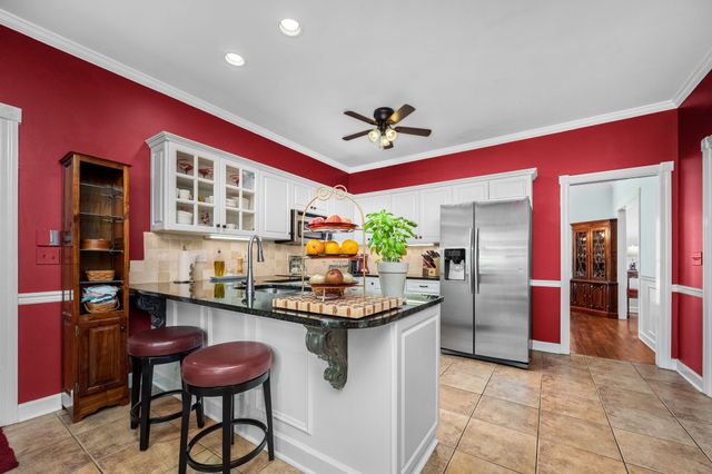 1310 White Oak Ln, Murfreesboro, TN 37130