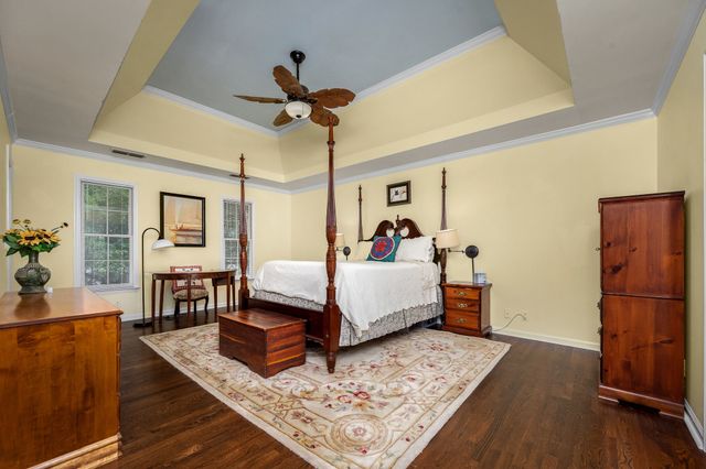 1310 White Oak Ln, Murfreesboro, TN 37130
