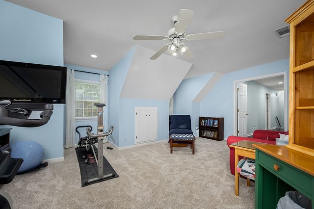 1310 White Oak Ln, Murfreesboro, TN 37130