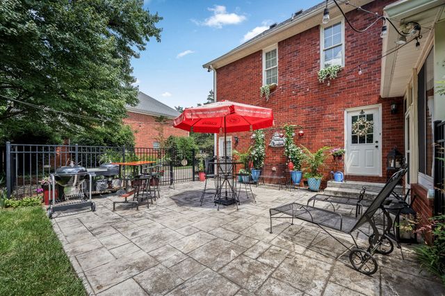 1310 White Oak Ln, Murfreesboro, TN 37130