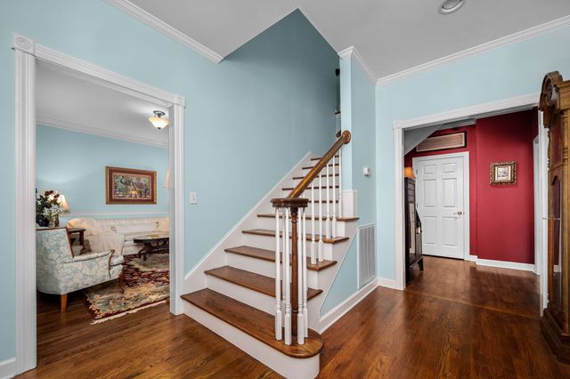 1310 White Oak Ln, Murfreesboro, TN 37130