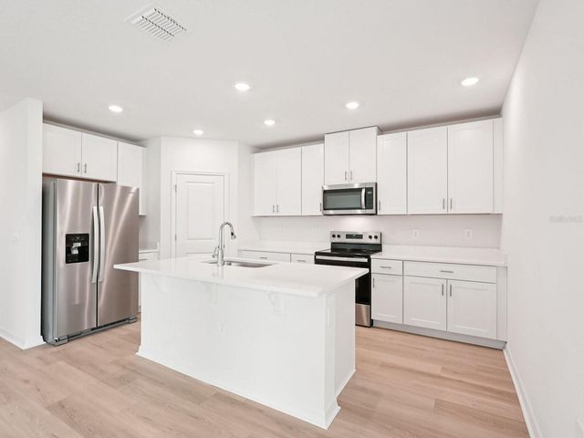 136 OUTBACK HIDEAWAY AVENUE, Nokomis, FL 34275