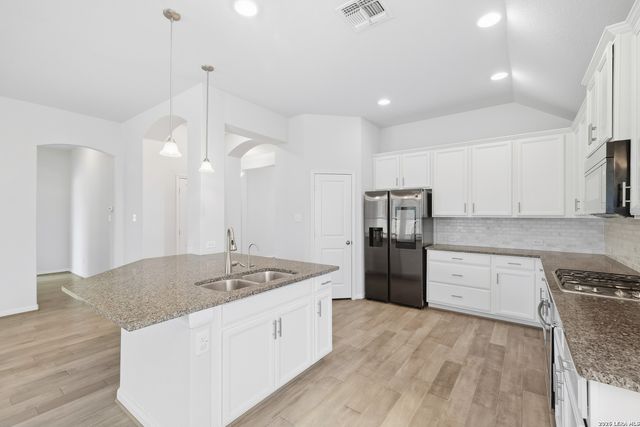 1906 Lindal Pointe, San Antonio, TX 78260