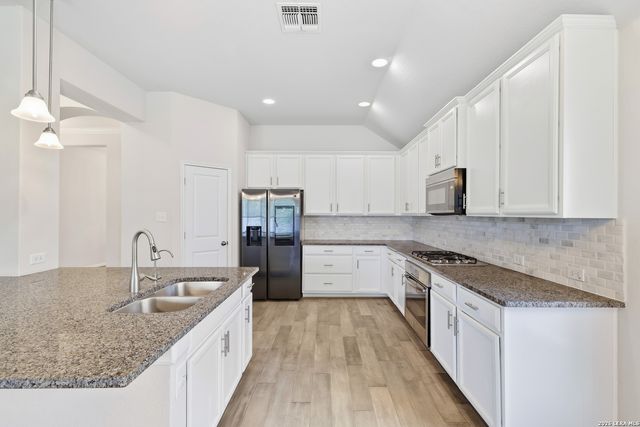 1906 Lindal Pointe, San Antonio, TX 78260