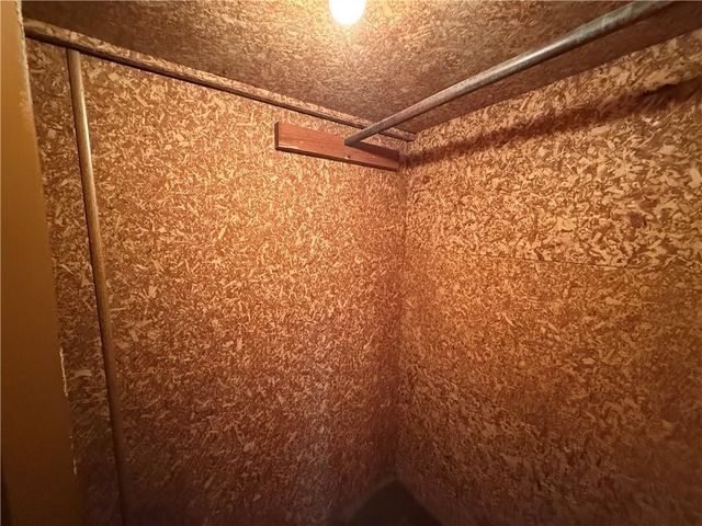 1019 Kansas Avenue, Atchison, KS 66002