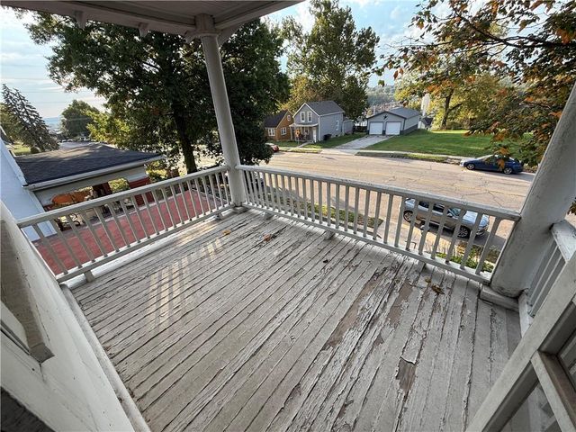 1019 Kansas Avenue, Atchison, KS 66002