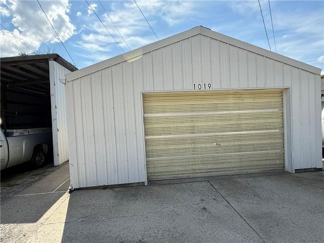 1019 Kansas Avenue, Atchison, KS 66002