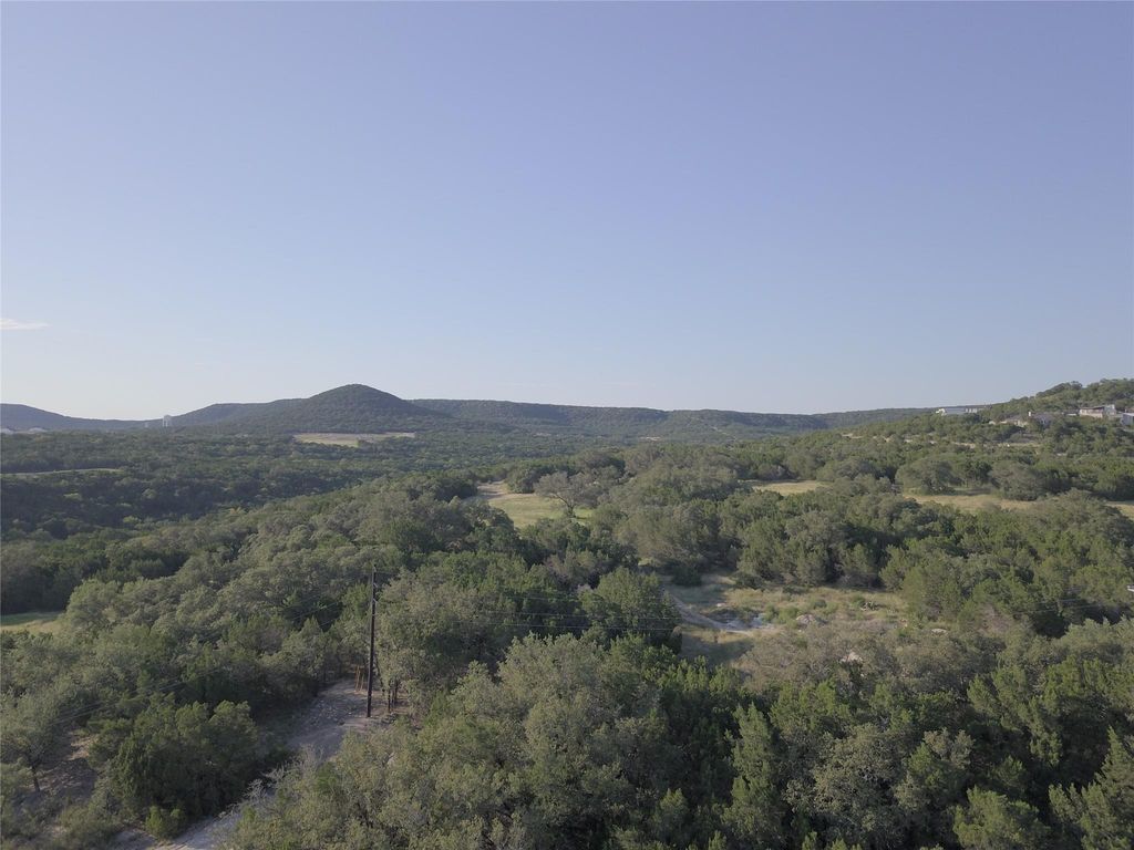 8205 Cactus Bend CV, Lago Vista, TX 78645