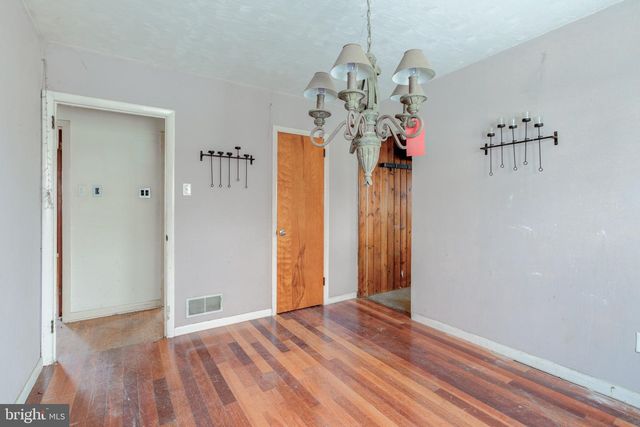 106 2ND AVE, Broomall, PA 19008