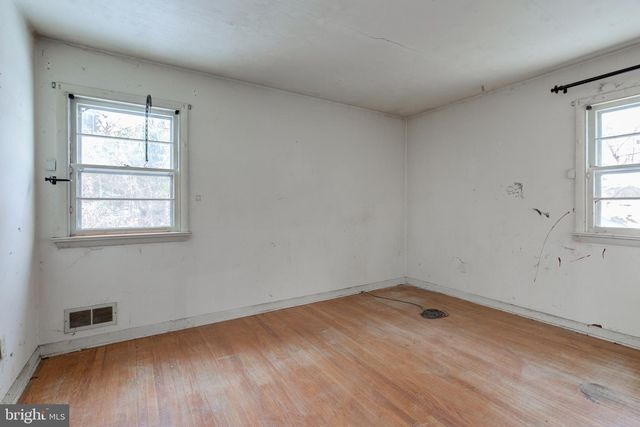 106 2ND AVE, Broomall, PA 19008