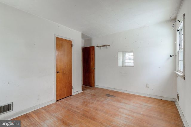 106 2ND AVE, Broomall, PA 19008