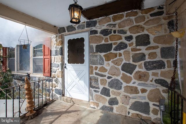 106 2ND AVE, Broomall, PA 19008