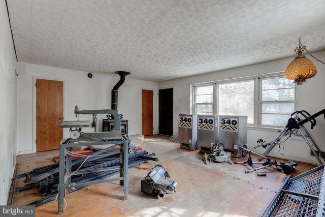 106 2ND AVE, Broomall, PA 19008