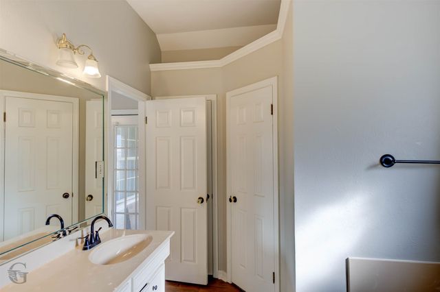 2102 Robert E Lee Boulevard, Bossier City, LA 71112