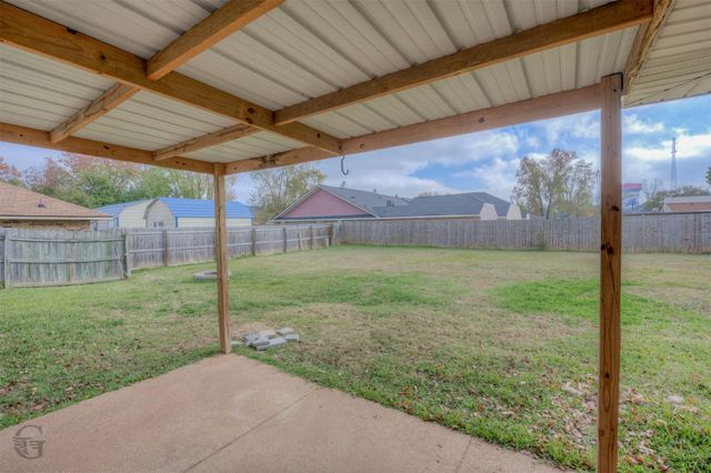 2102 Robert E Lee Boulevard, Bossier City, LA 71112