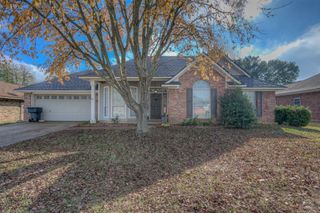 2102 Robert E Lee Boulevard, Bossier City, LA 71112