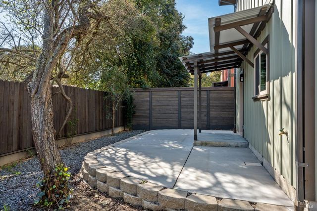 629 Myron St, Ukiah, CA 95482