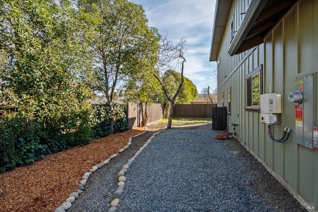 629 Myron St, Ukiah, CA 95482