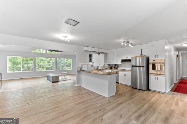 100 Brett Avenue, Warner Robins, GA 31088