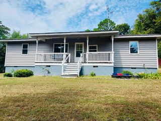 1661 W Francis Spring Road, Whitwell, TN 37397