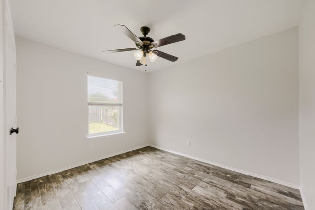 128 Tall Meadow Street, Azle, TX 76020