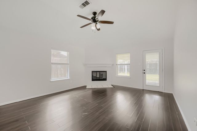 128 Tall Meadow Street, Azle, TX 76020