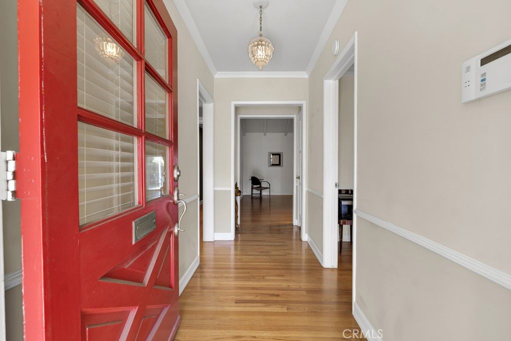 13229 Margate Street, Sherman Oaks, CA 91401 — photo 2