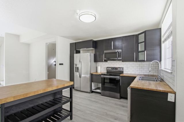 2414 Falk, San Jose, CA 95116