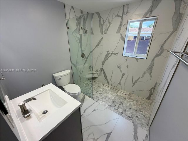 9340 Jamaica Dr, Cutler Bay, FL 33189