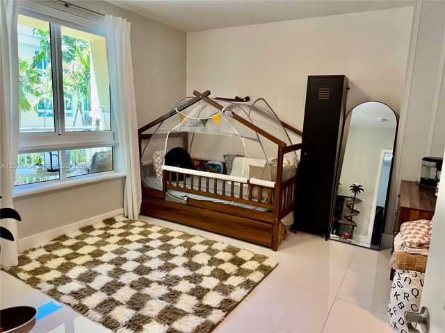 7355 SW 89th St 526N, Miami, FL 33156