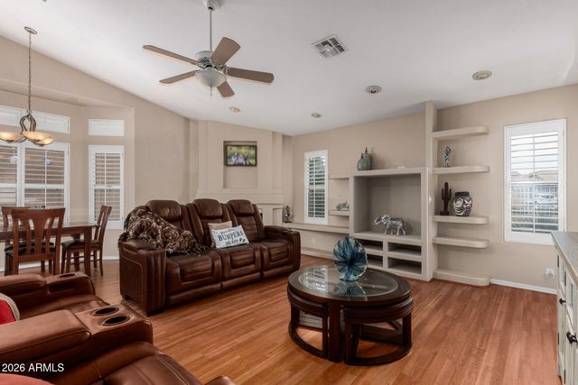 8462 W MCRAE Way, Peoria, AZ 85382