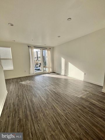 3103 BEACHVIEW LN, Philadelphia, PA 19125