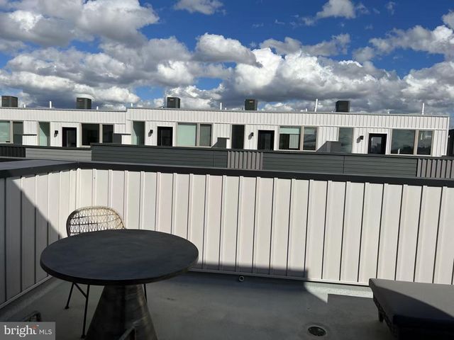 3103 BEACHVIEW LN, Philadelphia, PA 19125